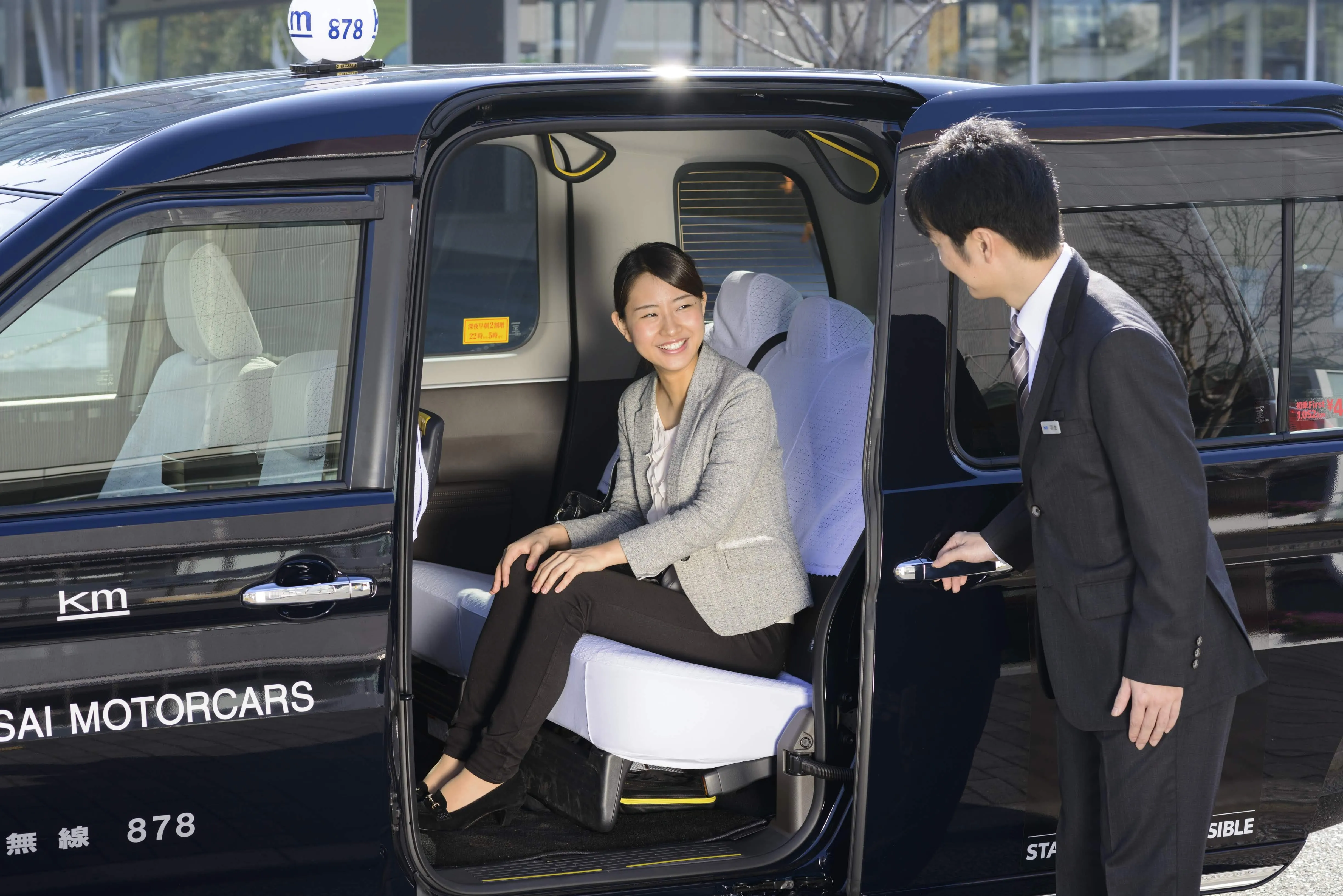 国際自動車株式会社 東雲営業所の求人 東京都 入社祝い金